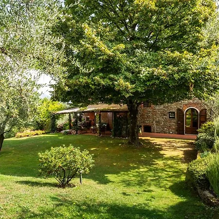 Villa Il Colle Di Moriano 8, Emma