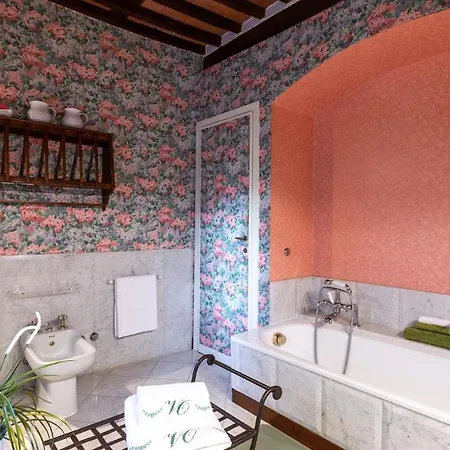 Il Colle Di Moriano 8, Emma Villa *